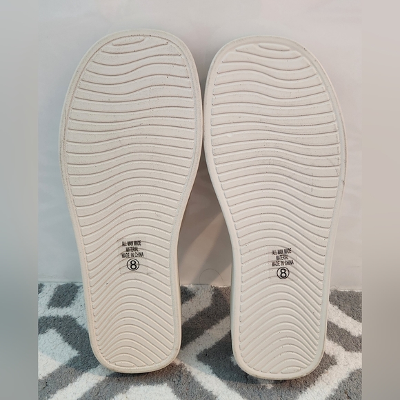 White Soda platform sandals size 8 - Picture 2 of 2